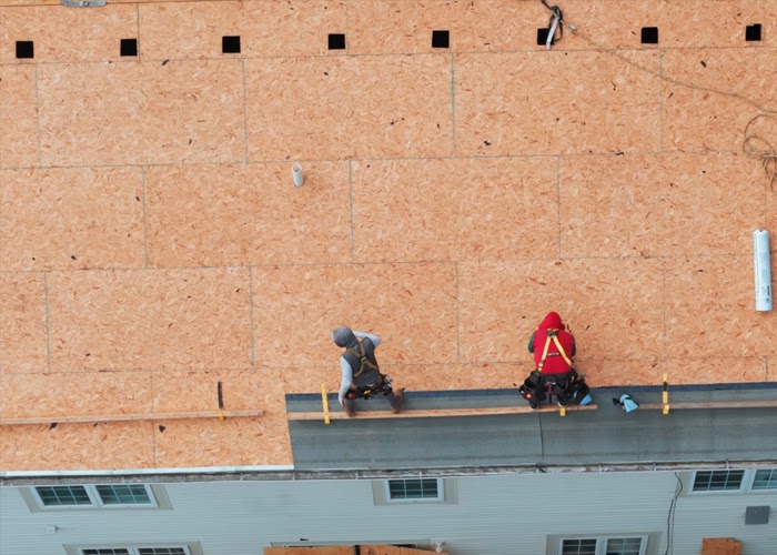 Pick the Best Roof Decking Material